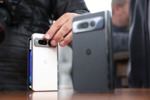んなバカな！？「Pixel 8 Pro」予約で最新スマートウォッチが…マジなら購入不可避やで