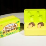 フェイクが本当に商品化！『きのこの山』のワイヤレスイヤホンが登場！