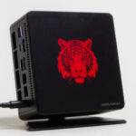 なぜ虎！？「MINISFORUMが新たなミニPC「UM780 XTX」を発表！驚きの性能に注目