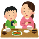 スマホ見ながらの食事、周りからはどう見える？
