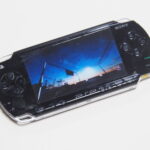【時の流れ】ソニーの「PSP」がリリース20周年になっていた事にビビる